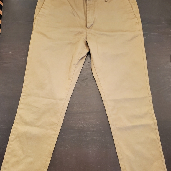 Banana Republic Aiden Chinos - Picture 2 of 5
